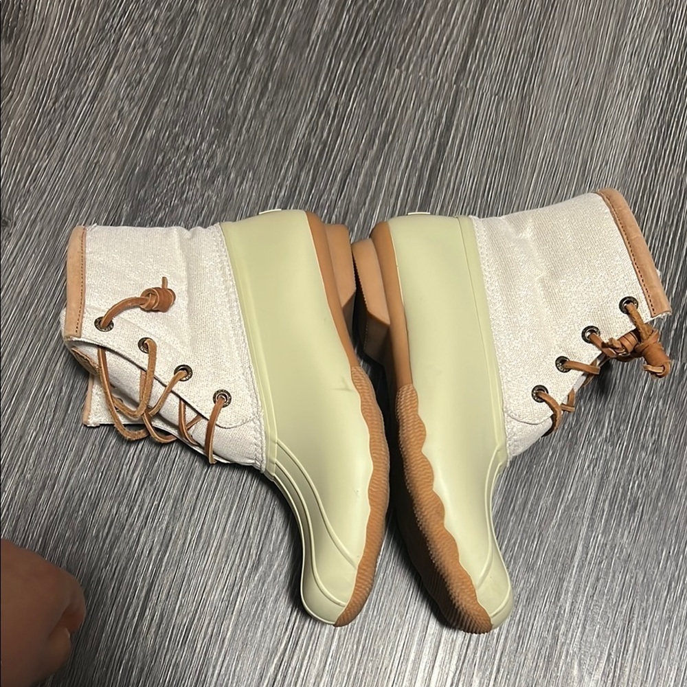 Sperry Cream and Tan Ankle Boots - Picture 6 of 7